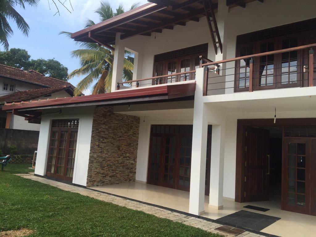 Hasara Villa One Polgasowita Bagian luar foto